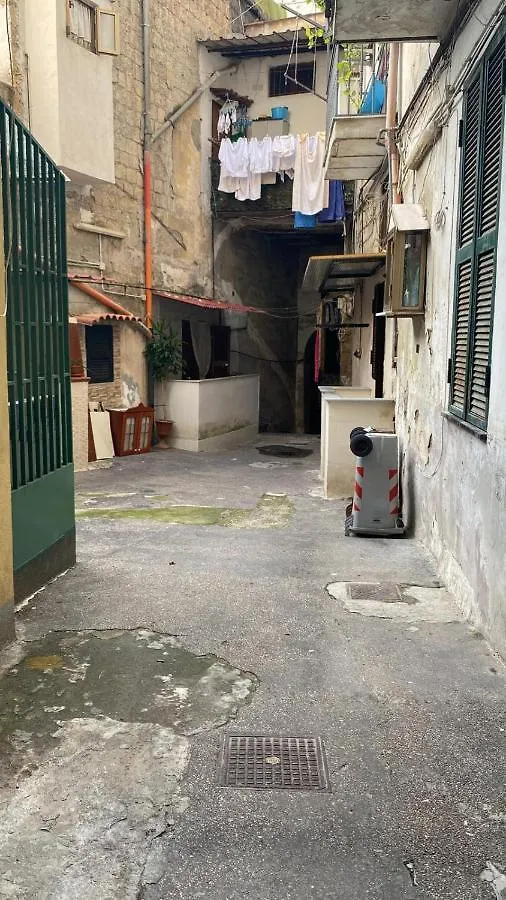 Casa Vacanza Mery &Sasy Napoli 0*,  Italia