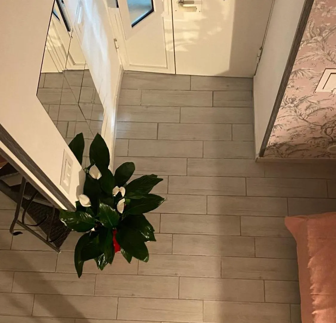 Casa Vacanza Mery &Sasy Napoli Italia
